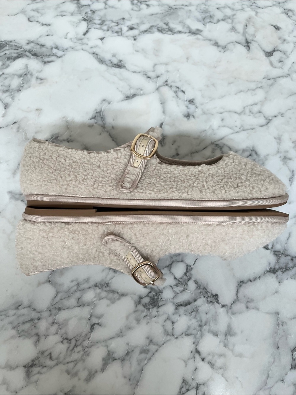 AE Cozy Mary Jane Ballet Flats Ivory Sherpa Winter Size 9 - Picture 10 of 12